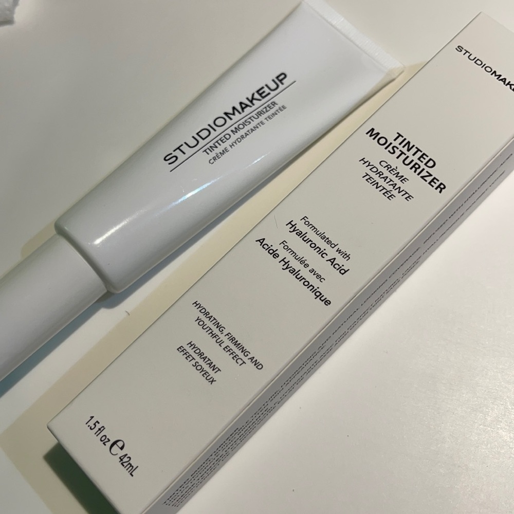 Studiomakeup tinted moisturizer